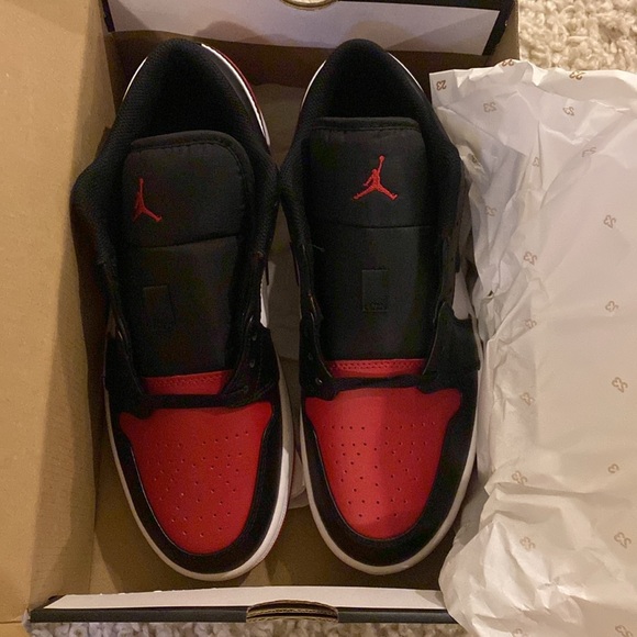 Air Jordan 1 lows brand new never even tried on- white, black, varsity red - Picture 3 of 4